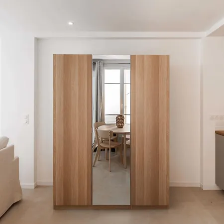 Charming - 2p - Sea View - *