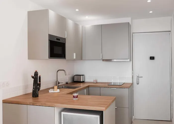 Casa de Férias Charming - 2p - Sea View - Antibes